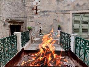 V Apartment, Sibenik